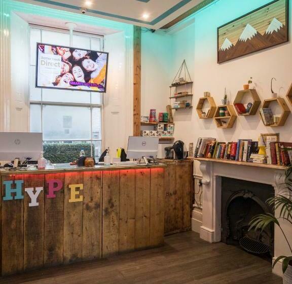 Smart Hyde Park Inn Hostel