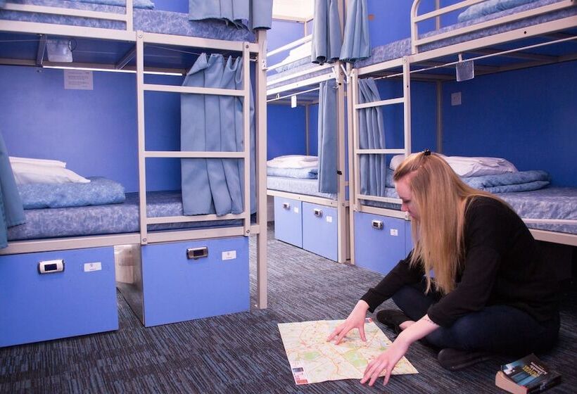 Smart Hyde Park Inn Hostel