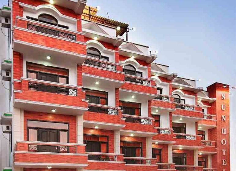 בית מלון כפרי Sun  Haridwar