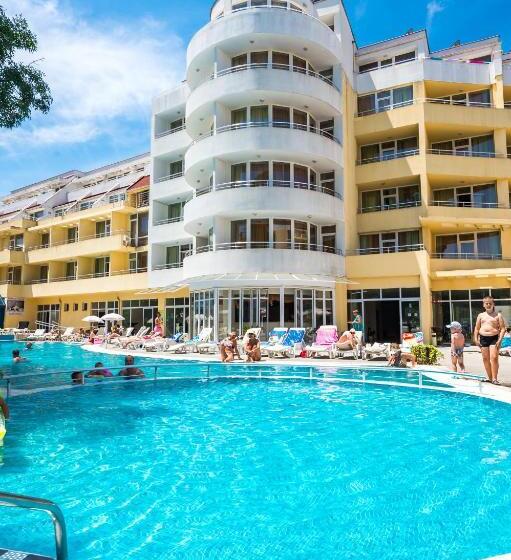 Sun Palace