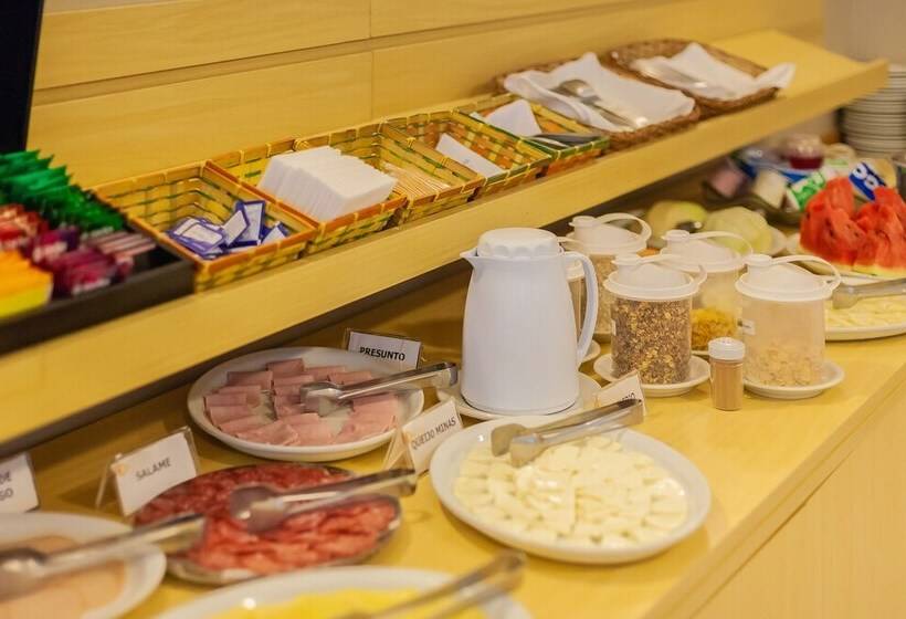 Tri Hotel & Flat Caxias