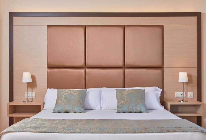 Zafiro Cala Mesquida