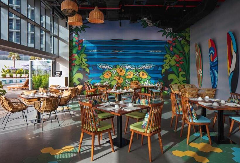 Centara Mirage Beach Resort Dubai