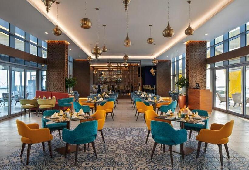 Centara Mirage Beach Resort Dubai