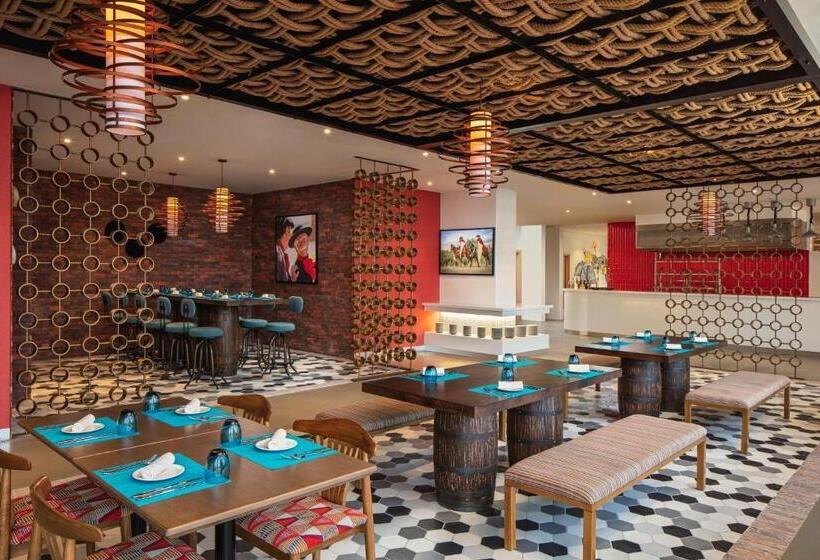 Centara Mirage Beach Resort Dubai