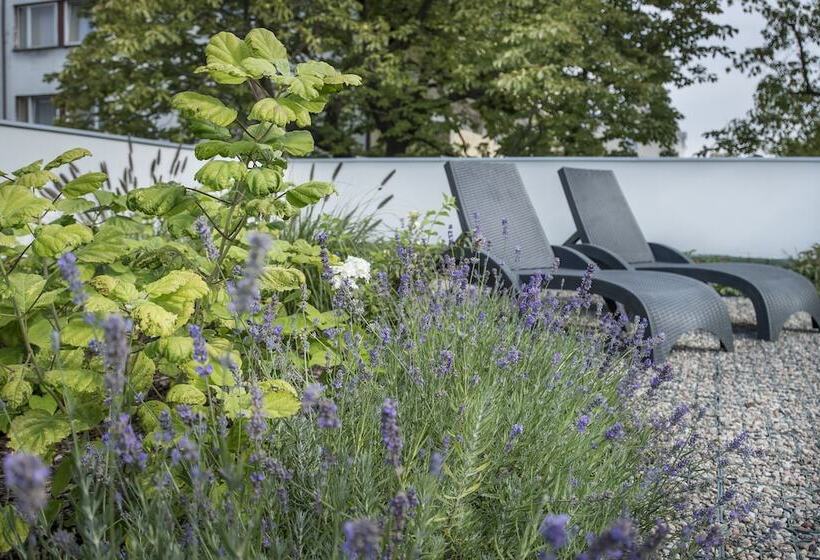 Отель Admirał I