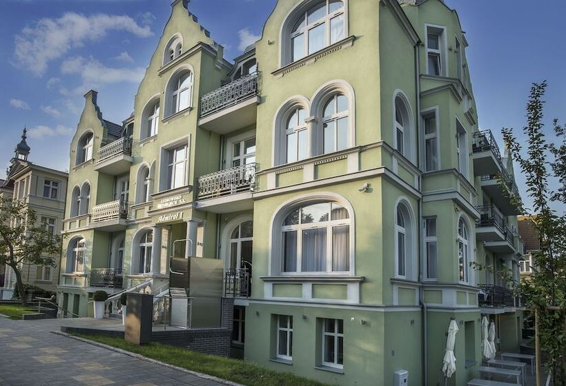 Отель Admirał I