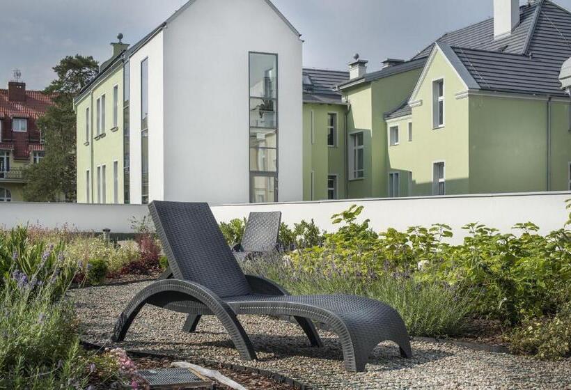 Отель Admirał I