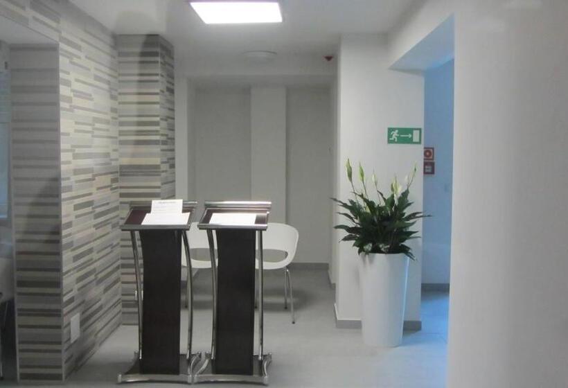 Отель Admirał I