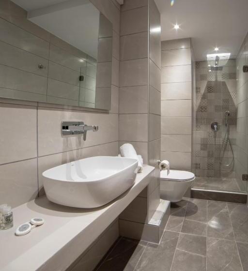 Aphrodite Hotel & Apartments