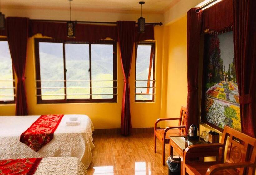 هتل Black Hmong View