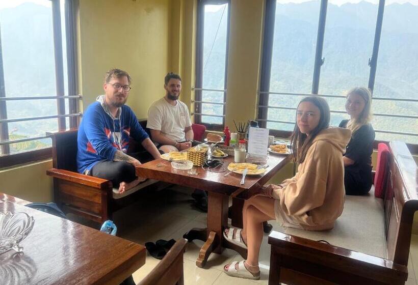 هتل Black Hmong View