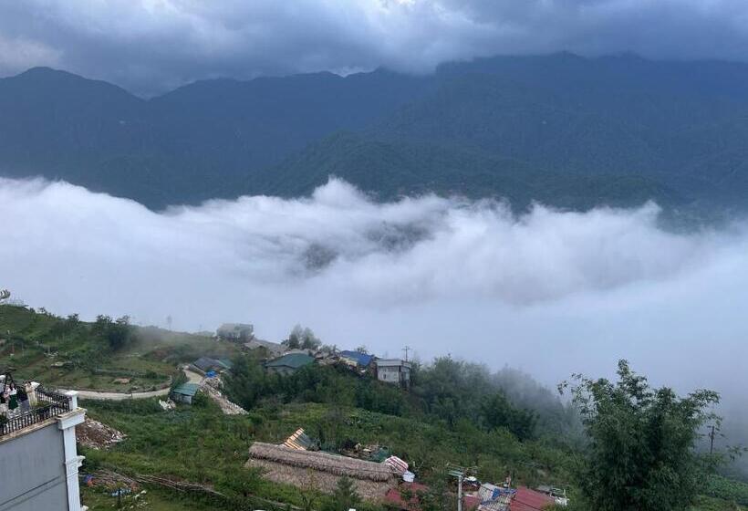هتل Black Hmong View