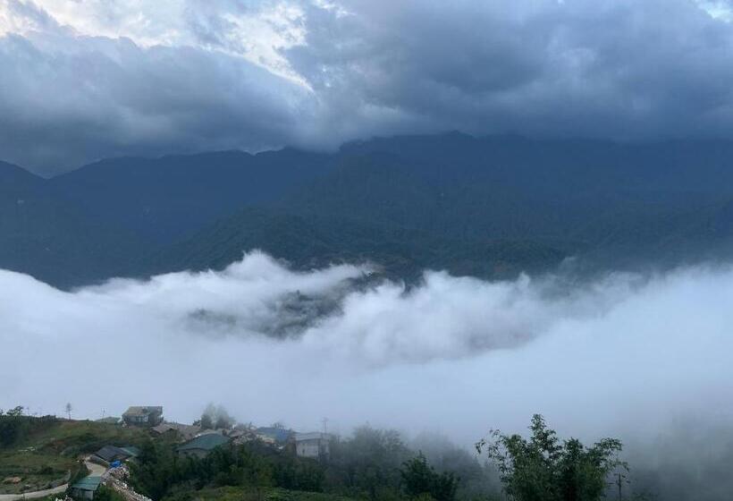 هتل Black Hmong View