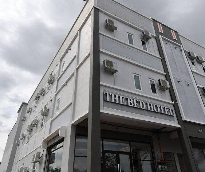 فندق Capital O 90615 The Bed