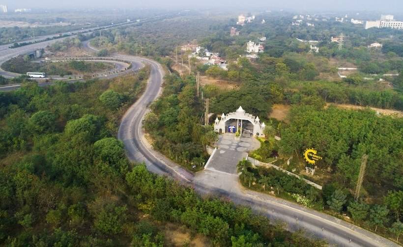 هتل Celebrity Resort