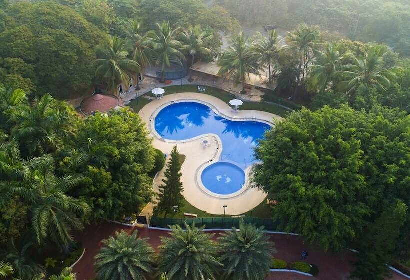 هتل Celebrity Resort