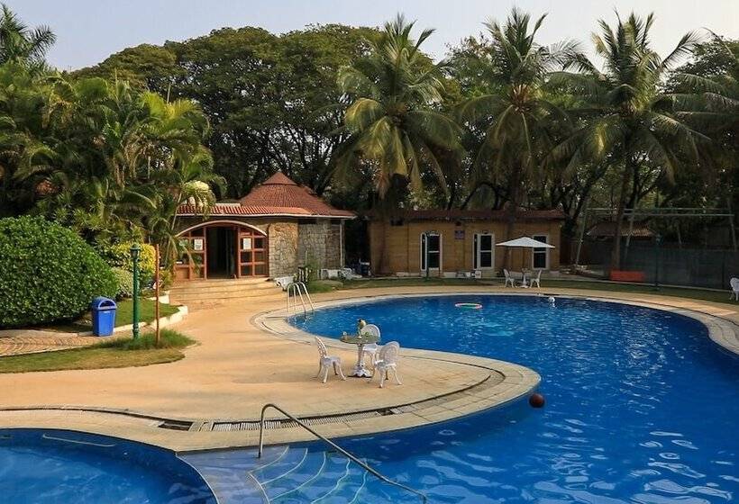 هتل Celebrity Resort