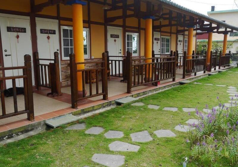 هتل Chambord Castle