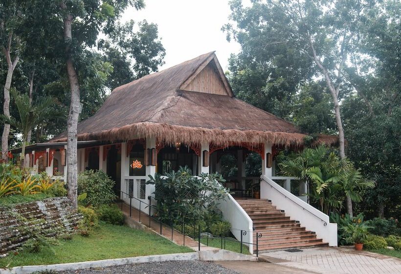 هتل Damires Hills Farm And Spa Resort