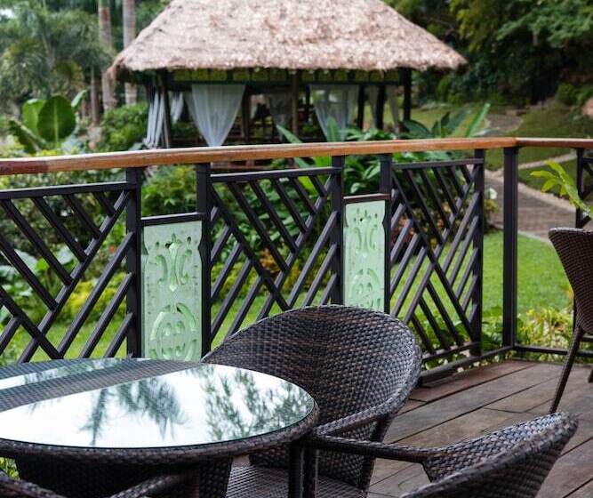 هتل Damires Hills Farm And Spa Resort