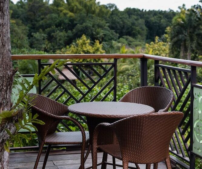 هتل Damires Hills Farm And Spa Resort