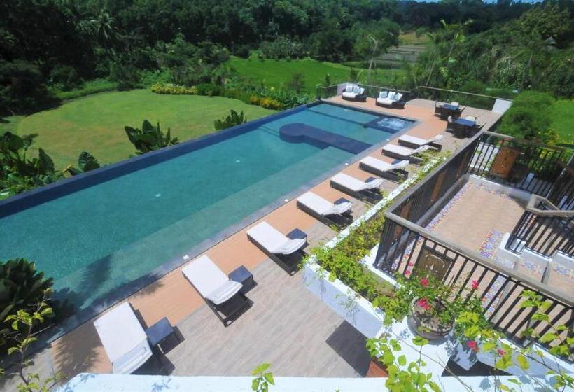 هتل Damires Hills Farm And Spa Resort