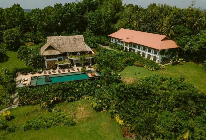 هتل Damires Hills Farm And Spa Resort