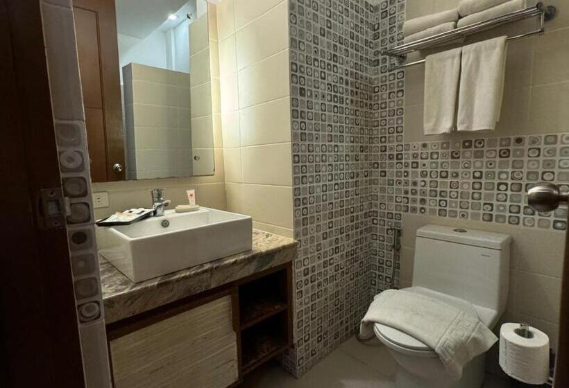 هتل Damires Hills Farm And Spa Resort