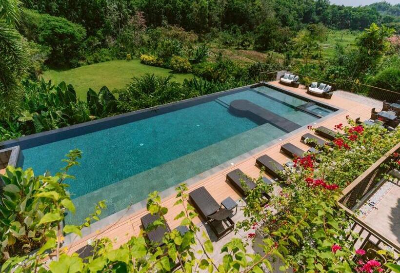 هتل Damires Hills Farm And Spa Resort