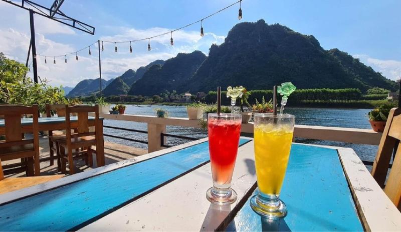 هتل Funny Monkeys Homestay