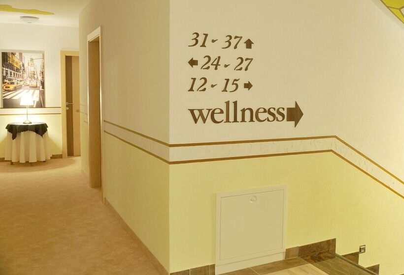 هتل Guest House Hober