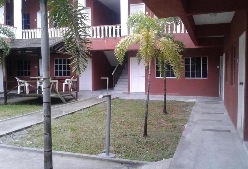 Отель Hornbill Resort Pulau Pangkor