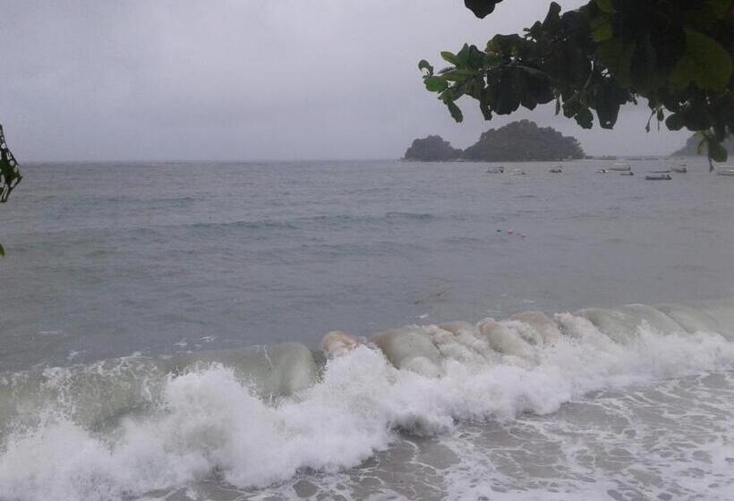 Отель Hornbill Resort Pulau Pangkor