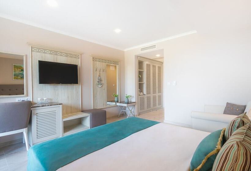 酒店 King Maron Wellness Beach