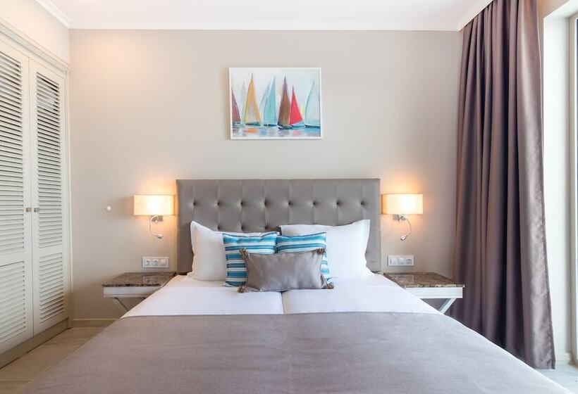 酒店 King Maron Wellness Beach