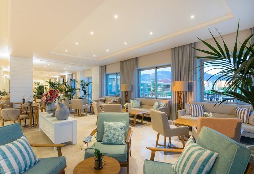 酒店 King Maron Wellness Beach