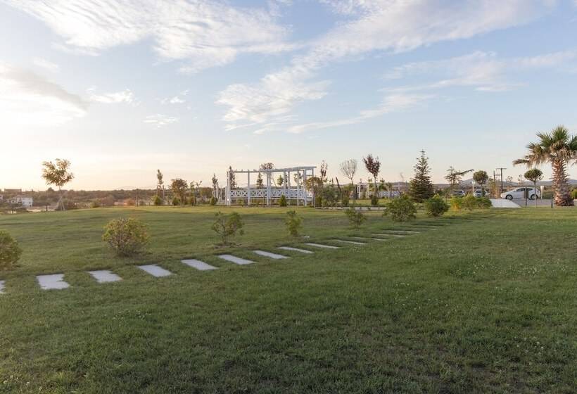 酒店 King Maron Wellness Beach