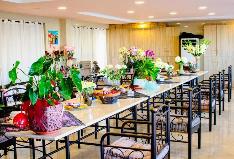 فندق Nikolakakis Rooms Lavrio