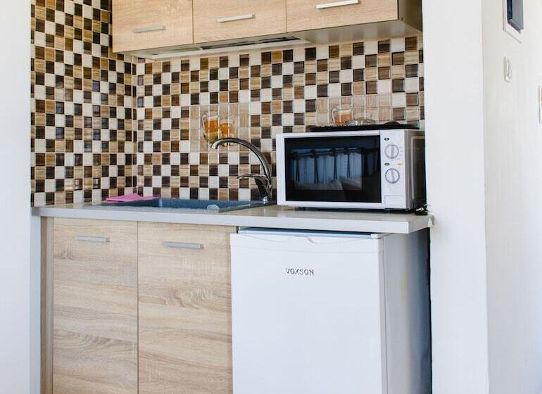 فندق Nikolakakis Rooms Lavrio