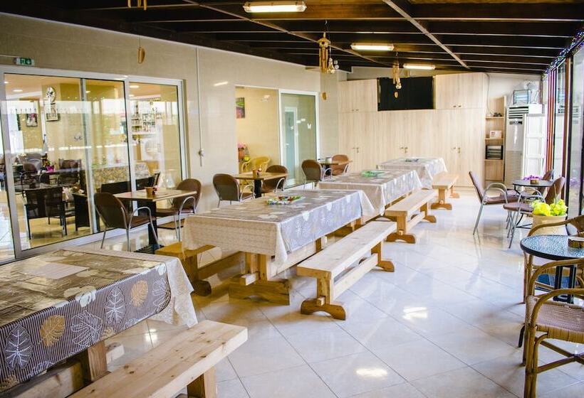 فندق Nikolakakis Rooms Lavrio