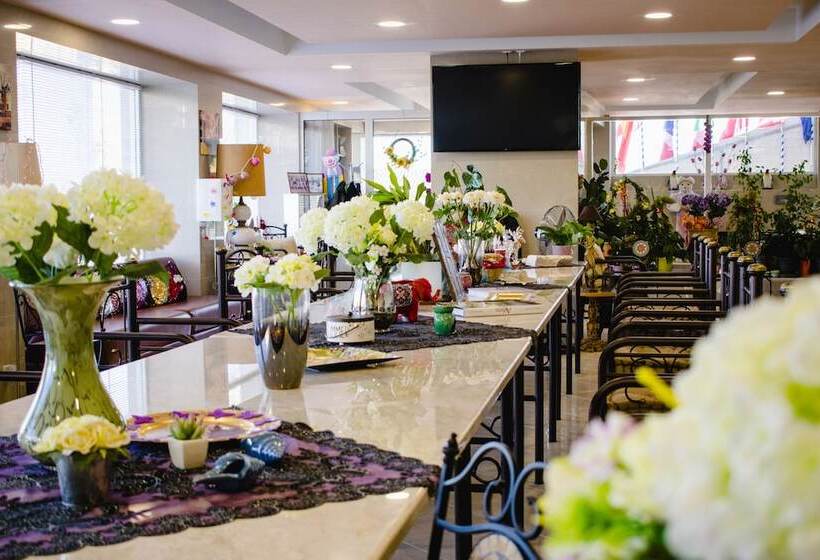 فندق Nikolakakis Rooms Lavrio