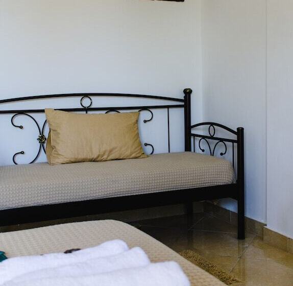 فندق Nikolakakis Rooms Lavrio