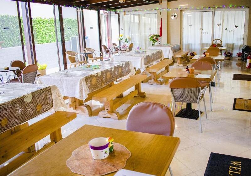 فندق Nikolakakis Rooms Lavrio