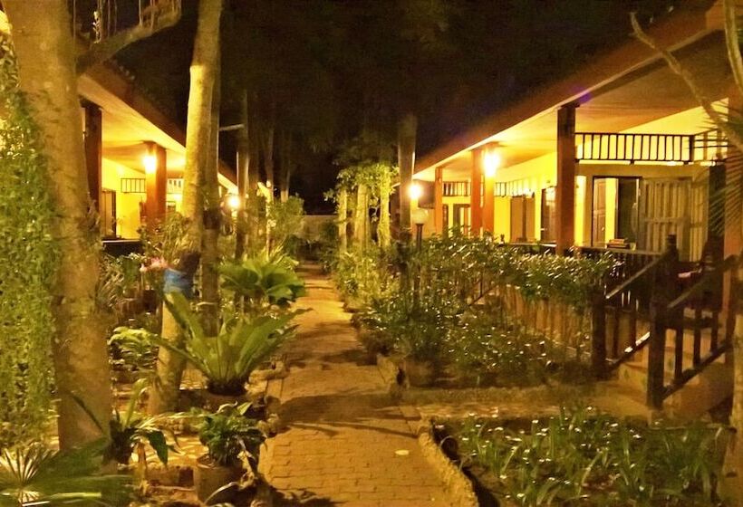 酒店 Penny Bangalow Resort