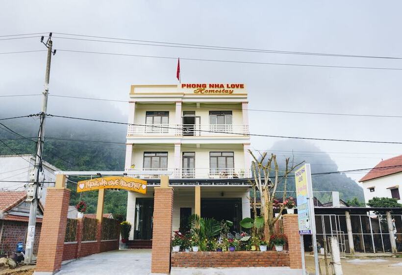 هتل Phong Nha Magic Fingers Homestay And Spa