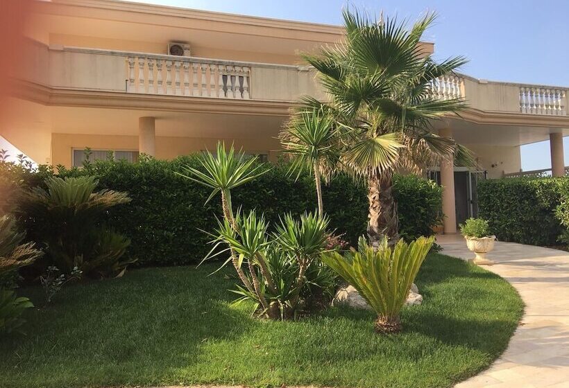 فندق Punto Verde