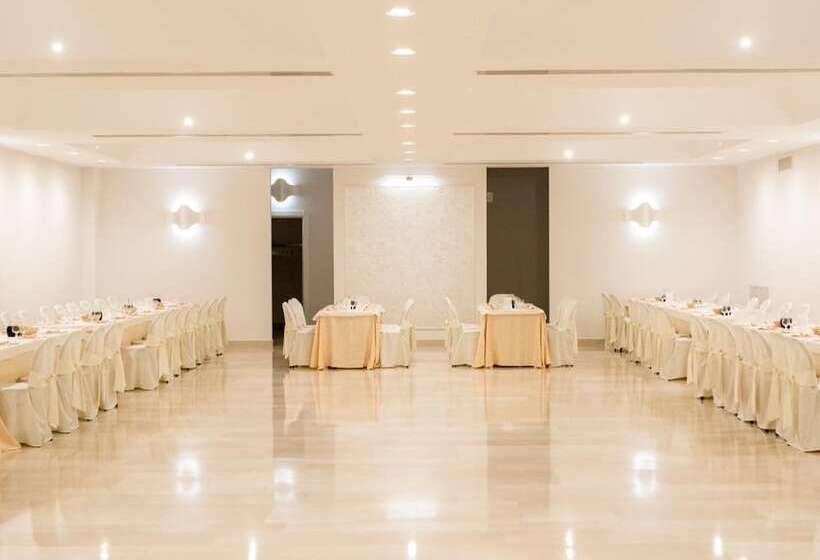 فندق Punto Verde