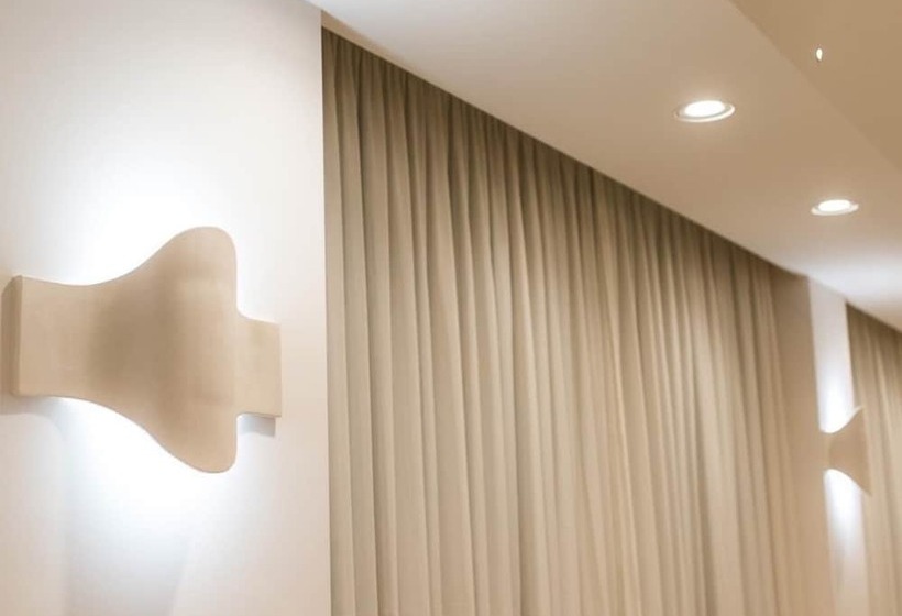 فندق Punto Verde