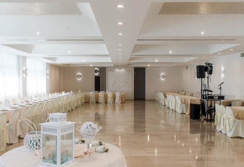 فندق Punto Verde